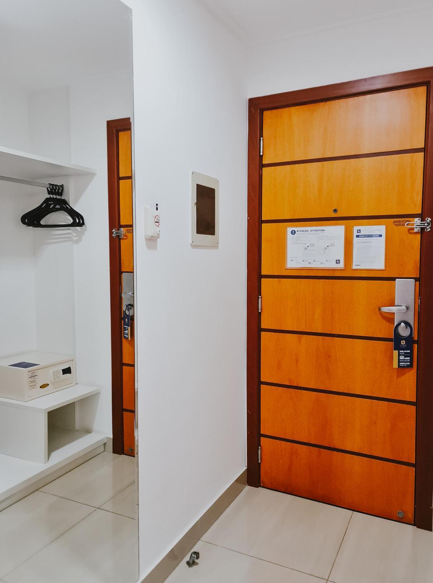 Alameda Vitoria Hotel Extérieur photo